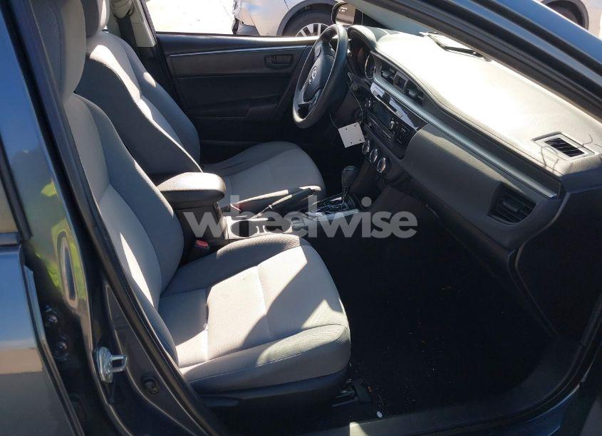 Photo 5 of 2015 Toyota Corolla L (VIN 5YFBURHE4FP291635)