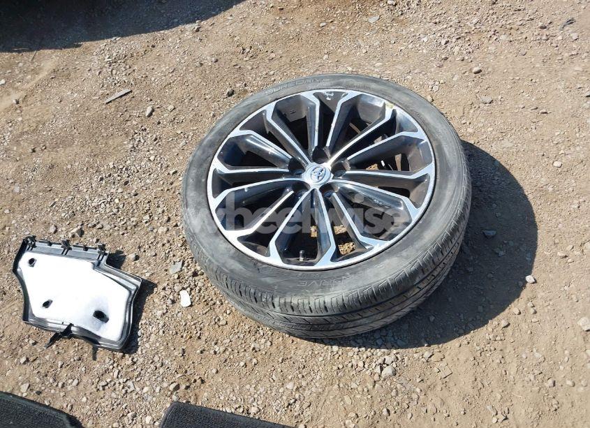 Photo 12 of 2015 Toyota Corolla S PLUS (VIN 5YFBURHE4FP291814)