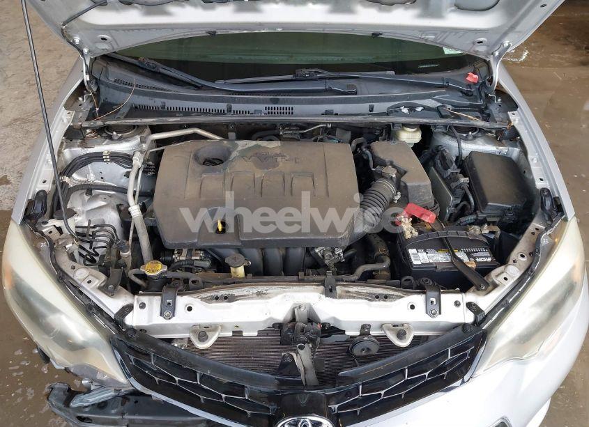 Photo 10 of 2015 Toyota Corolla S (VIN 5YFBURHE4FP306943)