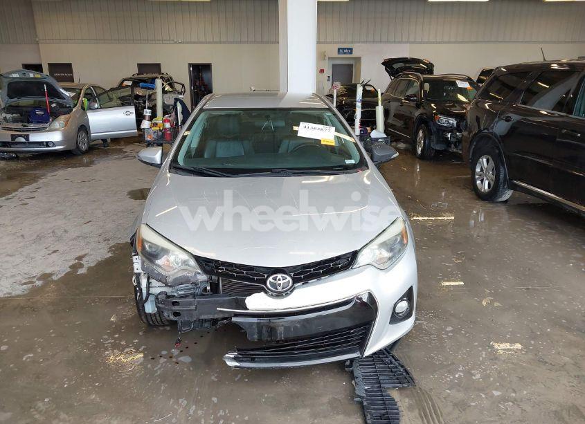 Photo 12 of 2015 Toyota Corolla S (VIN 5YFBURHE4FP306943)