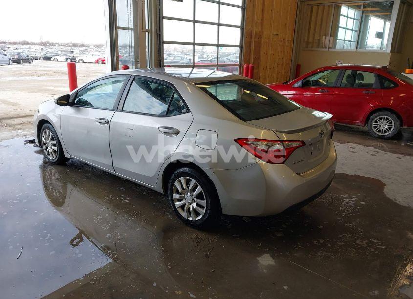Photo 3 of 2015 Toyota Corolla S (VIN 5YFBURHE4FP306943)