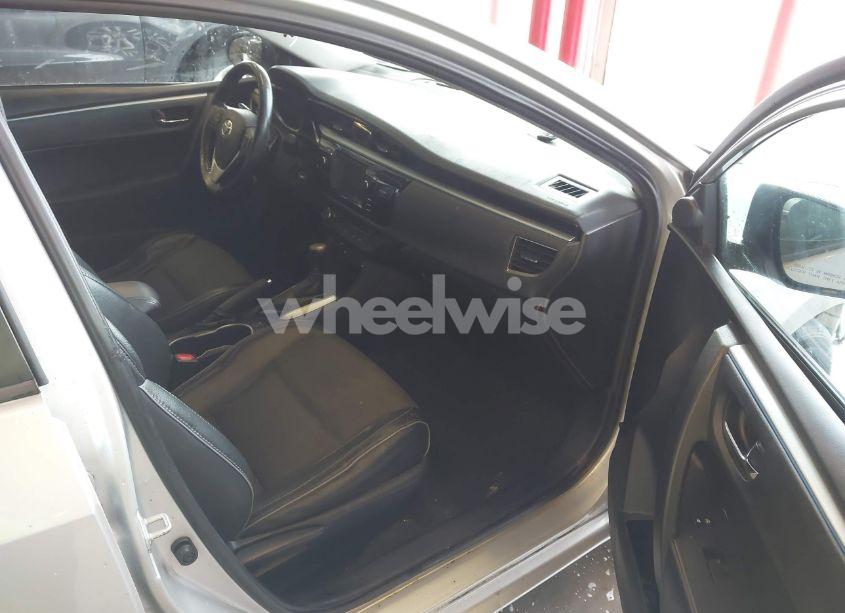 Photo 5 of 2015 Toyota Corolla S (VIN 5YFBURHE4FP306943)