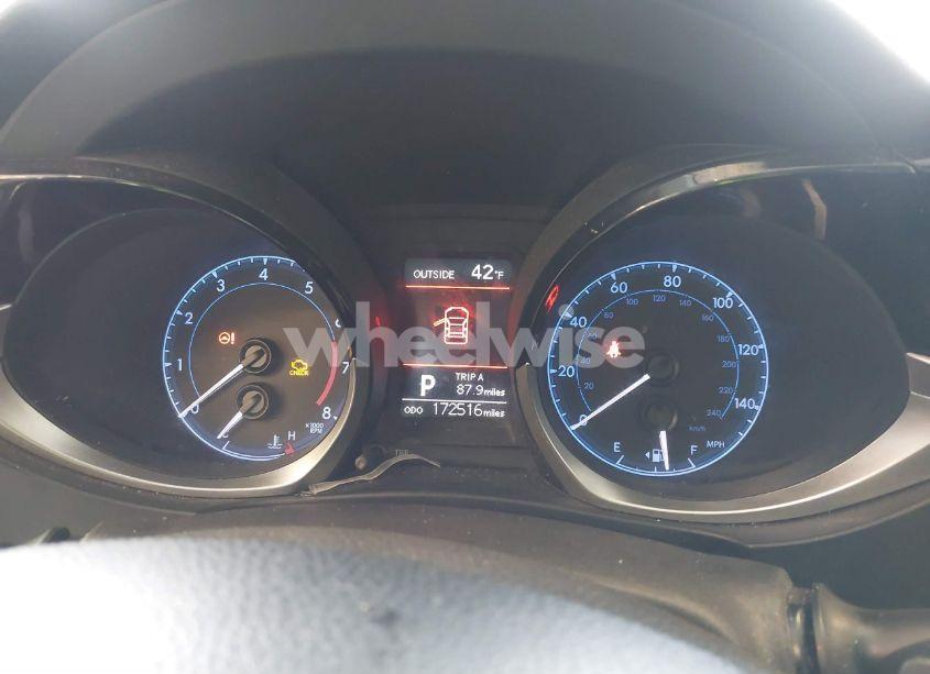 Photo 7 of 2015 Toyota Corolla S (VIN 5YFBURHE4FP306943)