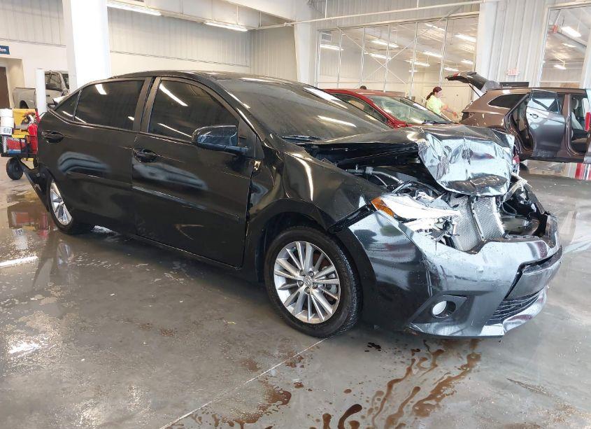 2015 Toyota Corolla LE PLUS (VIN 5YFBURHE4FP307011) main photo