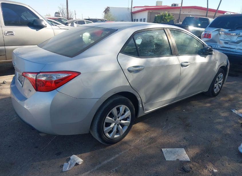 Photo 4 of 2015 Toyota Corolla LE (VIN 5YFBURHE4FP322589)