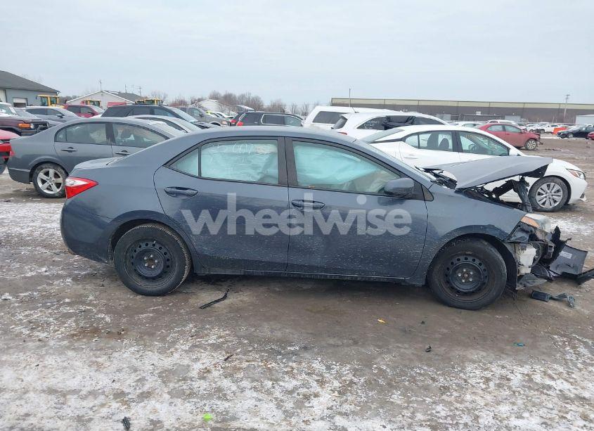 Photo 13 of 2015 Toyota Corolla LE (VIN 5YFBURHE4FP331101)