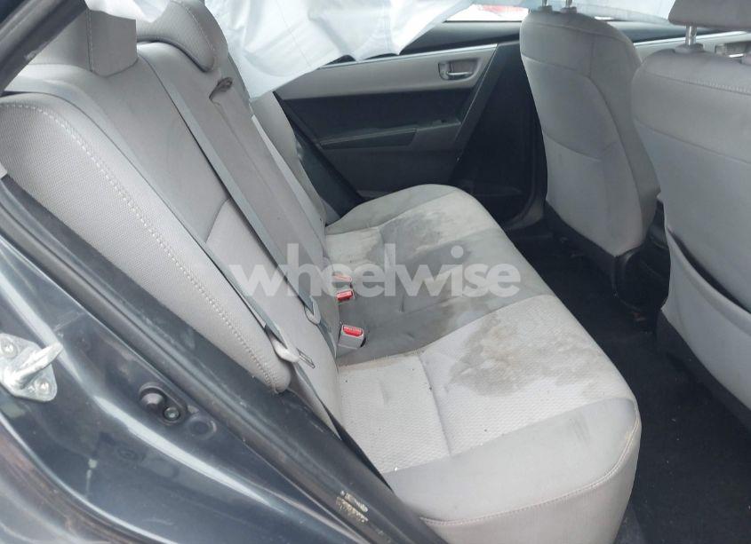 Photo 8 of 2015 Toyota Corolla LE (VIN 5YFBURHE4FP331101)