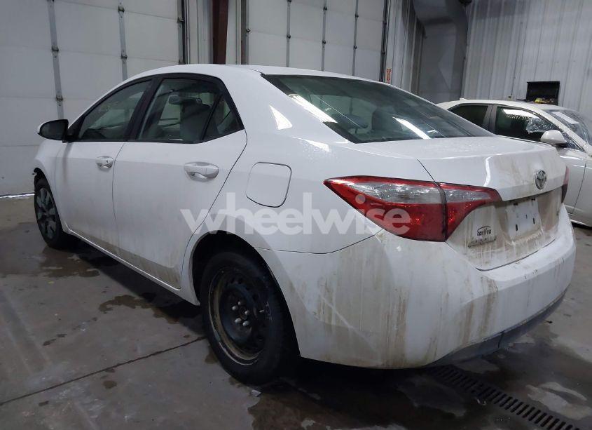 Photo 3 of 2015 Toyota Corolla (VIN 5YFBURHE4FP339151)