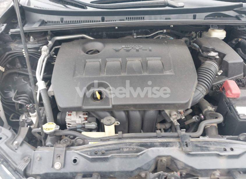 Photo 10 of 2015 Toyota Corolla L (VIN 5YFBURHE4FP342440)