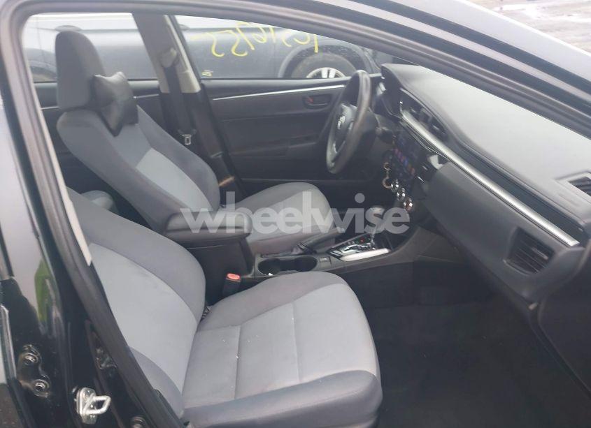 Photo 5 of 2015 Toyota Corolla L (VIN 5YFBURHE4FP342440)