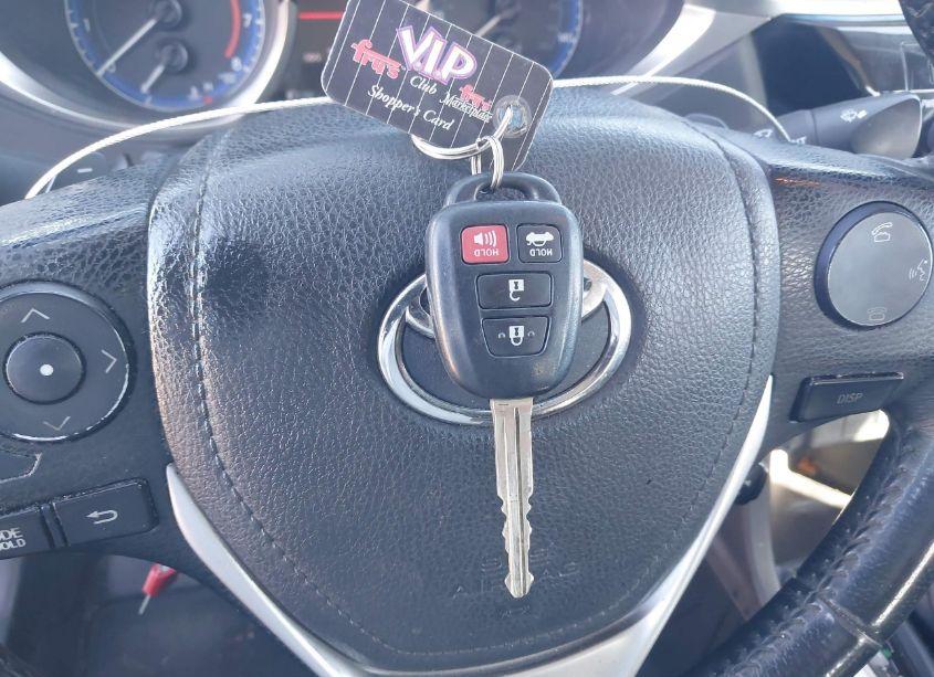 Photo 11 of 2015 Toyota Corolla S PLUS (VIN 5YFBURHE4FP365765)