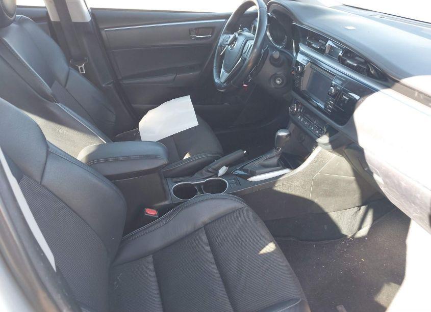 Photo 5 of 2015 Toyota Corolla S PLUS (VIN 5YFBURHE4FP365765)