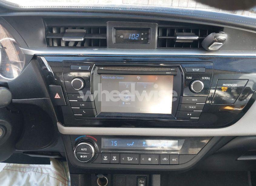 Photo 21 of 2016 Toyota Corolla LE (VIN 5YFBURHE4GP384060)