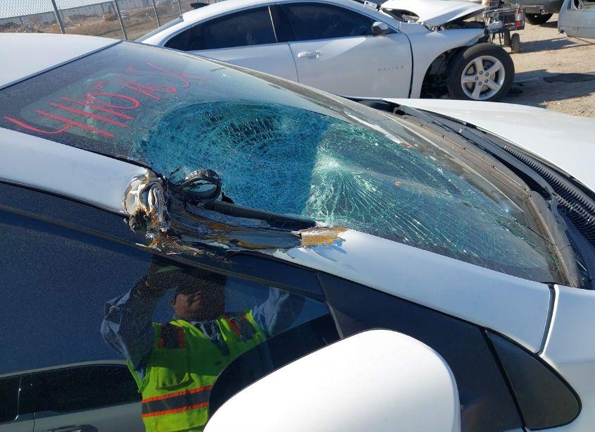 Photo 17 of 2016 Toyota Corolla LE PLUS (VIN 5YFBURHE4GP395964)