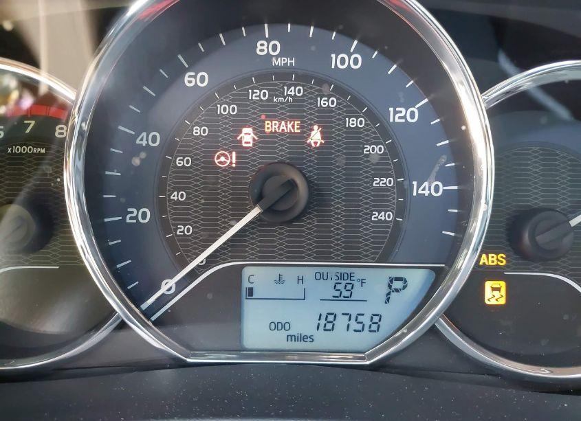 Photo 7 of 2016 Toyota Corolla LE PLUS (VIN 5YFBURHE4GP395964)