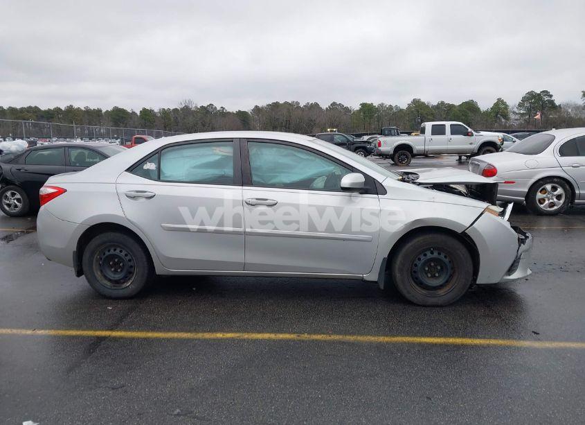 Photo 13 of 2016 Toyota Corolla L (VIN 5YFBURHE4GP410320)