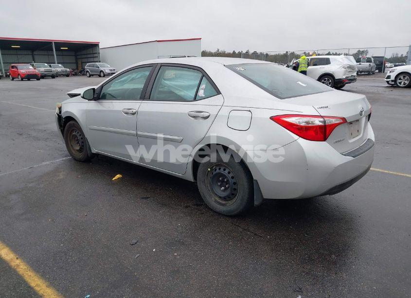 Photo 3 of 2016 Toyota Corolla L (VIN 5YFBURHE4GP410320)