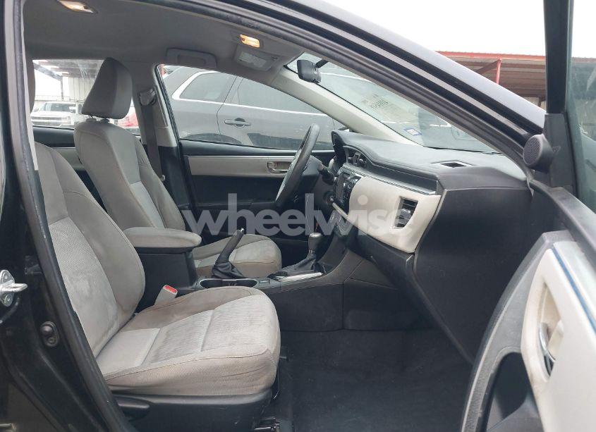 Photo 5 of 2016 Toyota Corolla LE (VIN 5YFBURHE4GP414206)