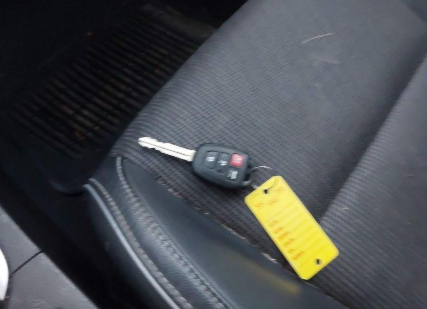 Photo 11 of 2016 Toyota Corolla S (VIN 5YFBURHE4GP423049)