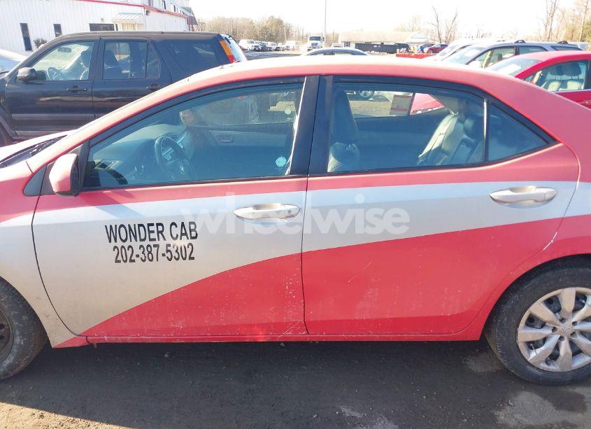 Photo 14 of 2016 Toyota Corolla LE (VIN 5YFBURHE4GP445679)