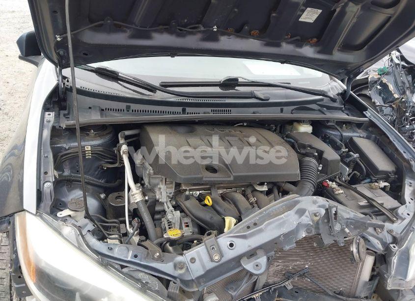 Photo 10 of 2016 Toyota Corolla LE (VIN 5YFBURHE4GP478603)