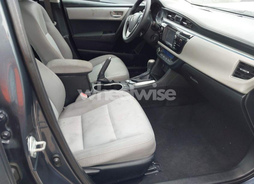 Photo 5 of 2016 Toyota Corolla LE (VIN 5YFBURHE4GP478603)