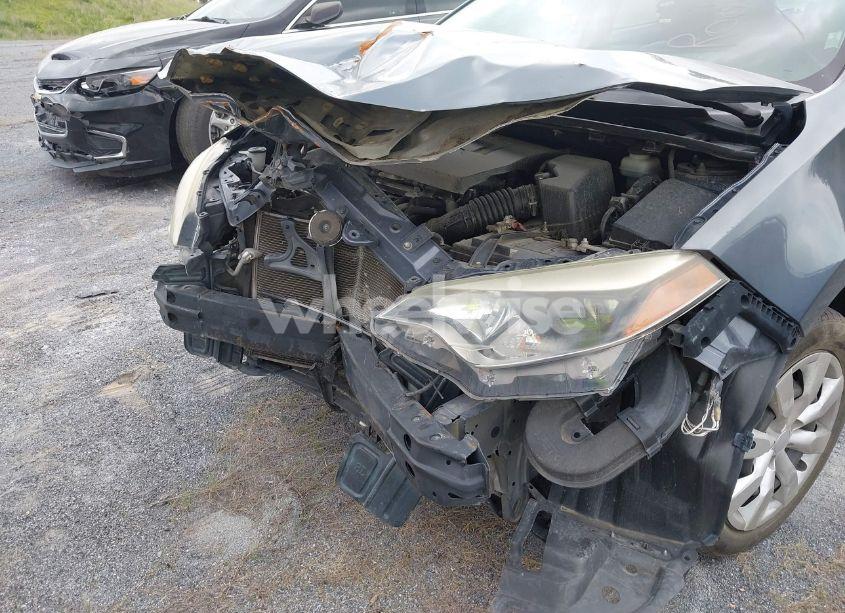 Photo 6 of 2016 Toyota Corolla LE (VIN 5YFBURHE4GP478603)