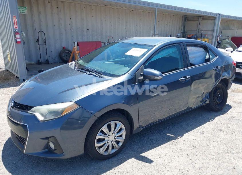 Photo 2 of 2016 Toyota Corolla S (VIN 5YFBURHE4GP495238)