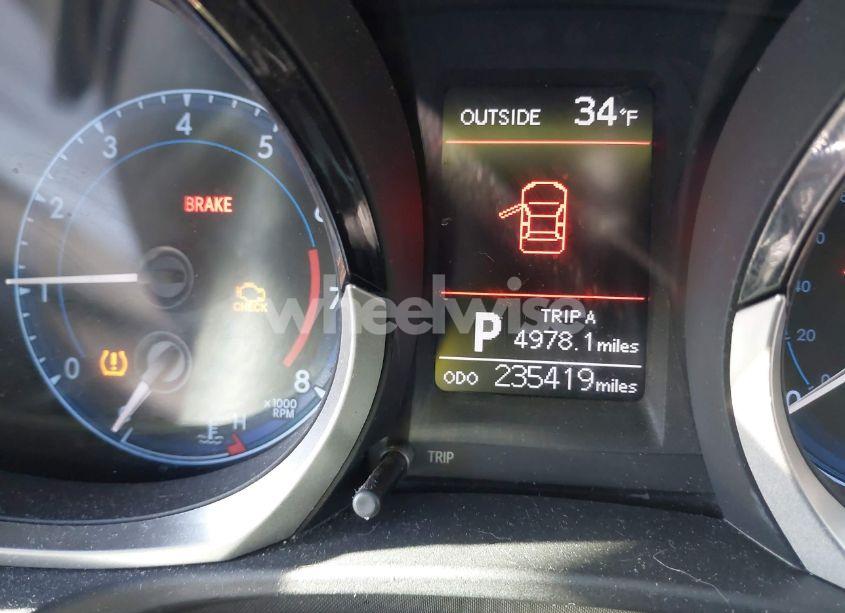 Photo 15 of 2016 Toyota Corolla S PLUS (VIN 5YFBURHE4GP500941)