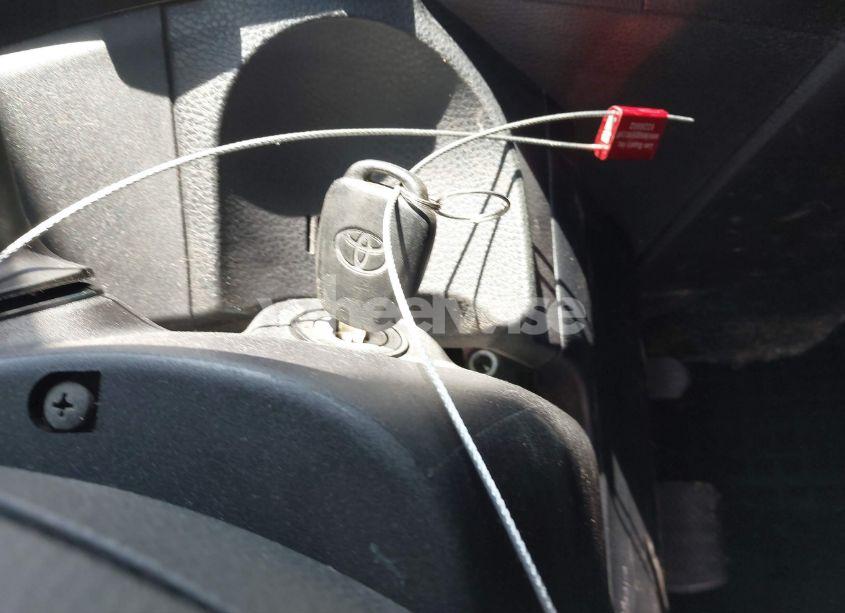 Photo 11 of 2016 Toyota Corolla LE (VIN 5YFBURHE4GP502818)