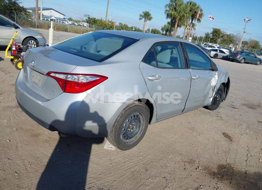 Photo 4 of 2016 Toyota Corolla LE (VIN 5YFBURHE4GP502818)