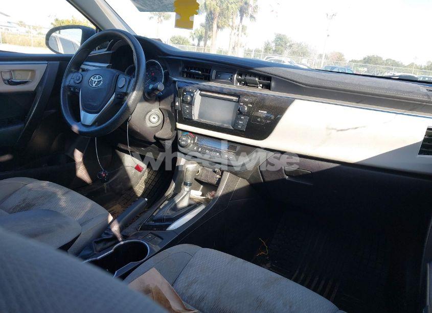 Photo 5 of 2016 Toyota Corolla LE (VIN 5YFBURHE4GP502818)