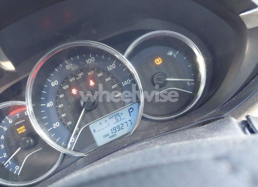 Photo 7 of 2016 Toyota Corolla LE (VIN 5YFBURHE4GP502818)