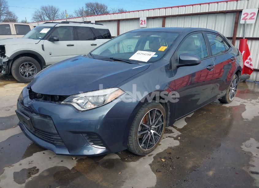 Photo 2 of 2016 Toyota Corolla LE (VIN 5YFBURHE4GP544843)
