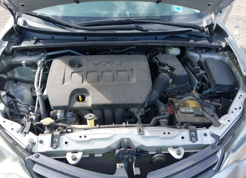 Photo 10 of 2016 Toyota Corolla LE (VIN 5YFBURHE4GP550819)