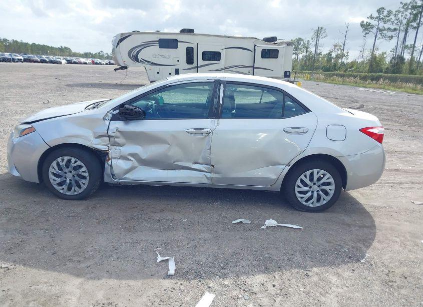 Photo 14 of 2016 Toyota Corolla LE (VIN 5YFBURHE4GP550819)