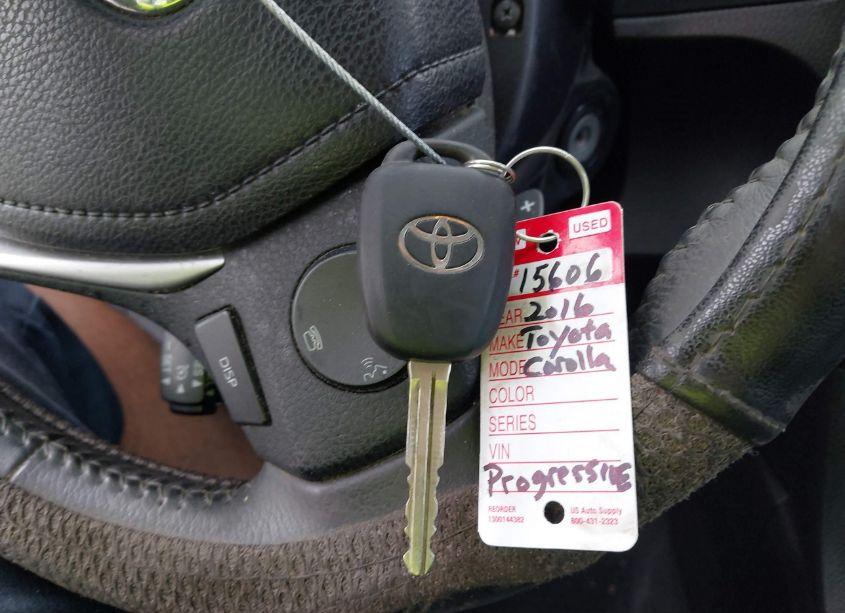 Photo 11 of 2016 Toyota Corolla S PLUS (VIN 5YFBURHE4GP551355)