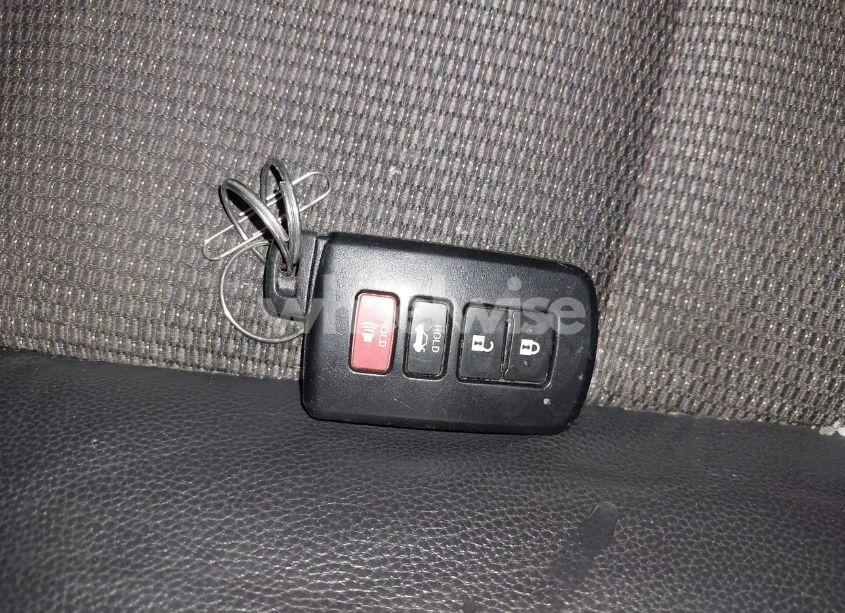 Photo 11 of 2017 Toyota Corolla SE SPECIAL EDITION (VIN 5YFBURHE4HP597303)