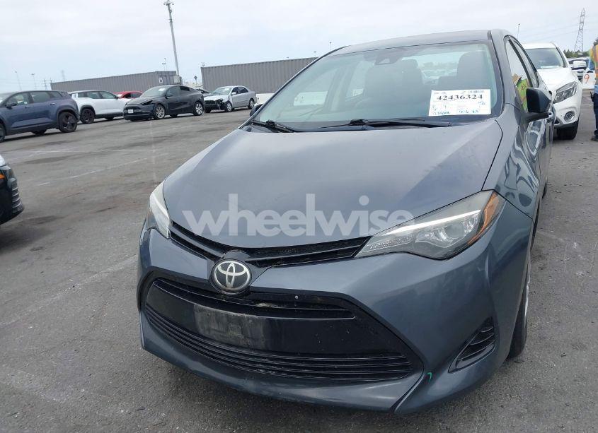 Photo 13 of 2017 Toyota Corolla L (VIN 5YFBURHE4HP598340)