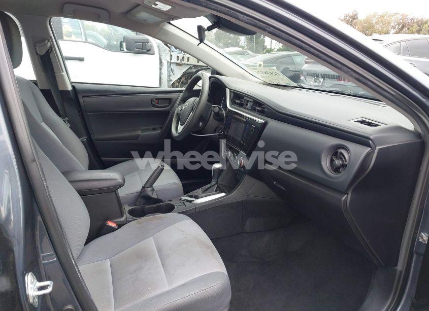 Photo 5 of 2017 Toyota Corolla L (VIN 5YFBURHE4HP598340)