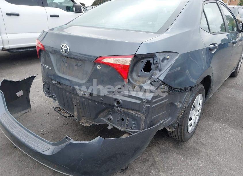 Photo 6 of 2017 Toyota Corolla L (VIN 5YFBURHE4HP598340)