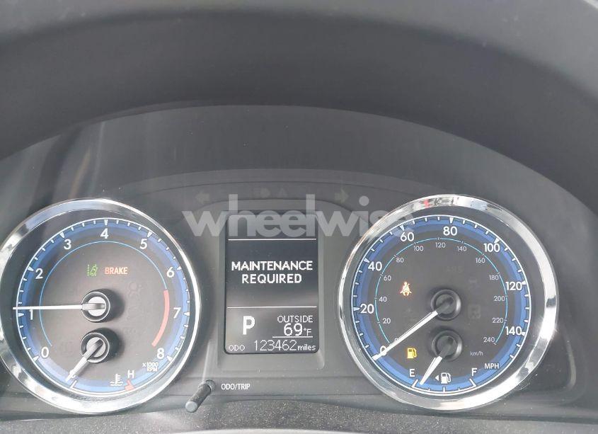 Photo 7 of 2017 Toyota Corolla L (VIN 5YFBURHE4HP598340)