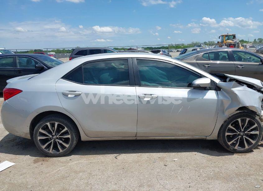 Photo 13 of 2017 Toyota Corolla SE (VIN 5YFBURHE4HP612673)