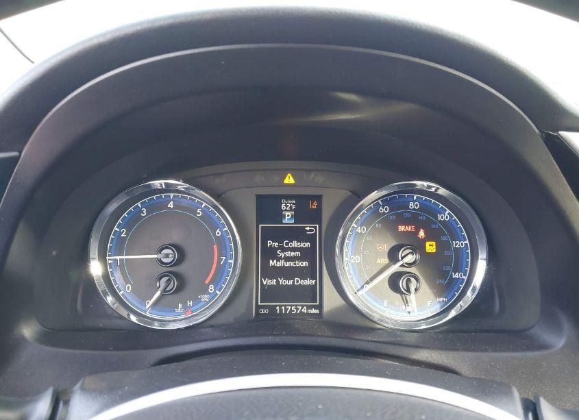 Photo 7 of 2017 Toyota Corolla SE (VIN 5YFBURHE4HP651456)