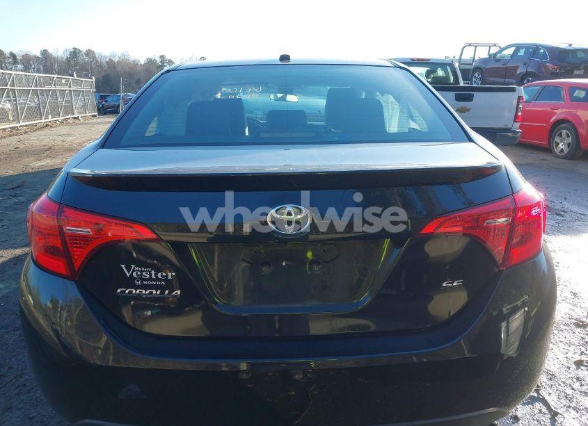 Photo 16 of 2017 Toyota Corolla L/LE/XLE/SE/XSE (VIN 5YFBURHE4HP660500)