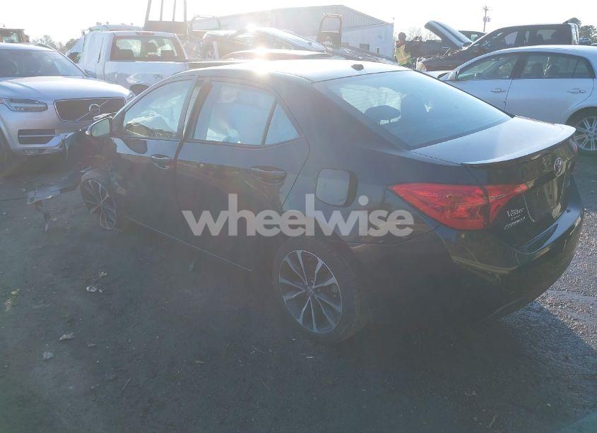 Photo 3 of 2017 Toyota Corolla L/LE/XLE/SE/XSE (VIN 5YFBURHE4HP660500)