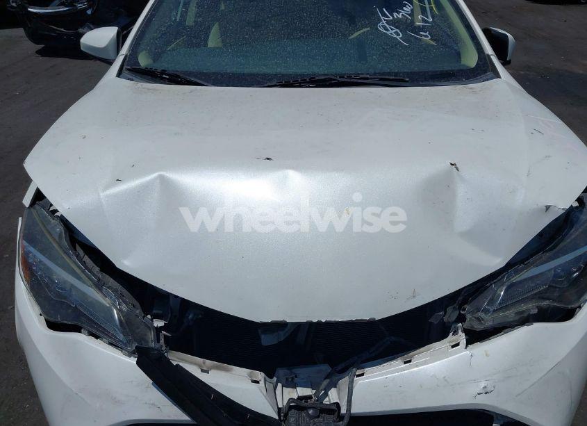 Photo 10 of 2017 Toyota Corolla LE (VIN 5YFBURHE4HP675062)