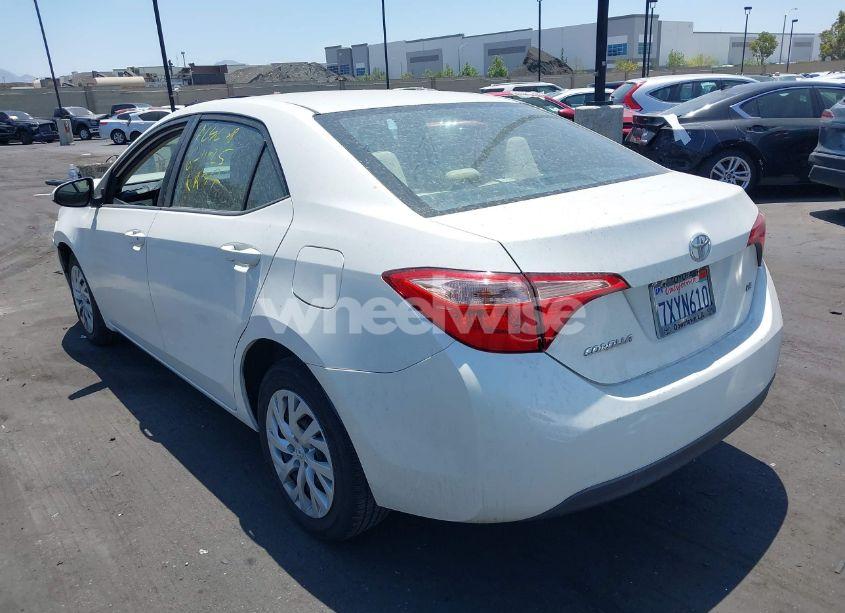 Photo 3 of 2017 Toyota Corolla LE (VIN 5YFBURHE4HP675062)