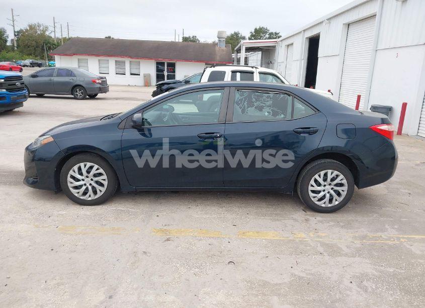 Photo 15 of 2017 Toyota Corolla LE (VIN 5YFBURHE4HP681492)