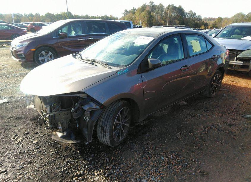 Photo 2 of 2017 Toyota Corolla SE (VIN 5YFBURHE4HP682576)